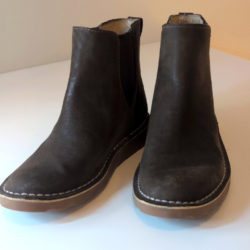 LL Bean Women's Stonington Chelsea Boot Leather Size 7.5